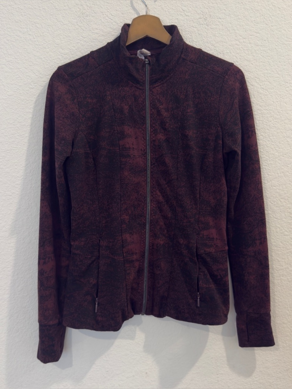 Athleta- Shanti Jacquard Jacket in Antique Marbled Burgundy- Small